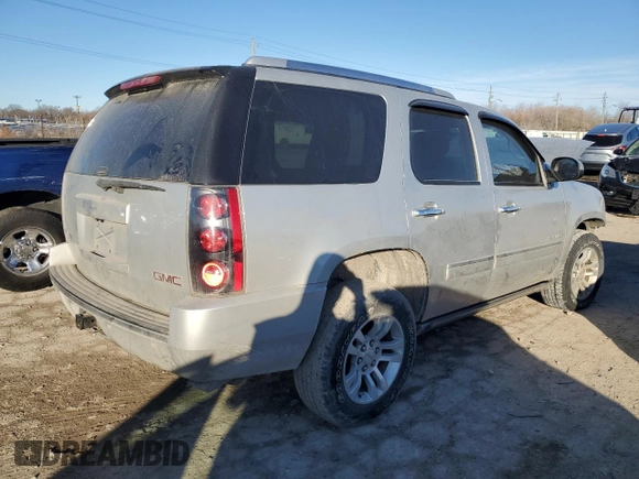 2011 GMC Yukon Denali with VIN 1GKS2EEF4BR191857, listed as a Copart auction lot 42628115 with 231,568 mi miles and Clean Title. Bid and sale history available at carsss.com. Image 3.