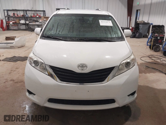 2013 Toyota Sienna LE with VIN 5TDJK3DC2DS049479, listed as a IAAI auction lot 41322671 with 108,436 mi miles and . Bid and sale history available at DreamBid. Image 13.