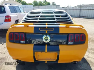 2007 Ford Mustang GT Deluxe with VIN 1ZVFT82H375255531, listed as a IAAI auction lot 42159077 with 158,223 mi miles. Bid and sale history available at carsss.com. Image 17.
