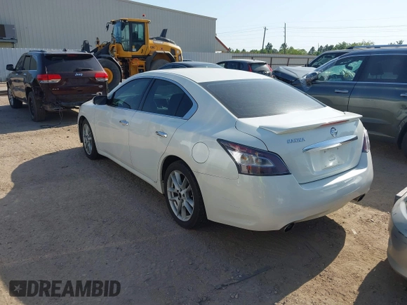2014 Nissan Maxima SV with VIN 1N4AA5AP8EC460884, listed as a IAAI auction lot 42030564 with 189,108 mi miles and . Bid and sale history available at DreamBid. Image 3.
