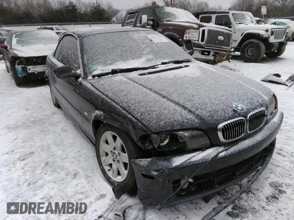 2001 BMW 3 Series 325Ci with VIN WBABS33471JY58108, listed as a IAAI auction lot 35767387 with 0 mi miles. Bid and sale history available at carsss.com. Image 1.