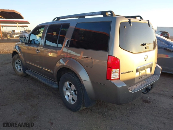 2006 Nissan Pathfinder SE with VIN 5N1AR18U96C642498, listed as a IAAI auction lot 41609920 with 170,256 mi miles. Bid and sale history available at carsss.com. Image 3.