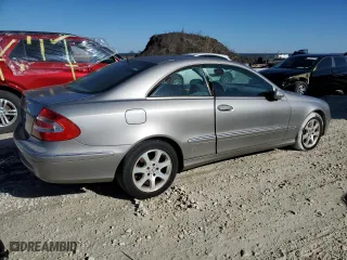 2004 Mercedes-Benz CLK-Class 3.2L with VIN WDBTJ65J94F075764, listed as a Copart auction lot 43388475 with 131,190 mi miles and Clean Title. Bid and sale history available at carsss.com. Image 3.