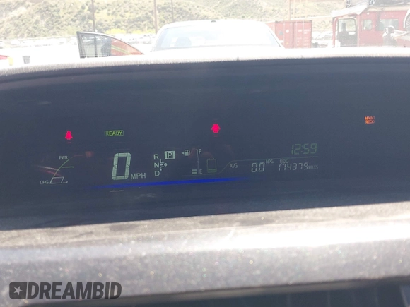 2015 Toyota Prius Two with VIN JTDZN3EU2FJ031520, listed as a IAAI auction lot 41950491 with 174,379 mi miles and . Bid and sale history available at DreamBid. Image 7.