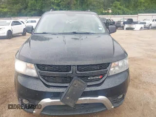 2017 Dodge Journey Crossroad Plus with VIN 3C4PDDGG1HT526083, listed as a IAAI auction lot 42357902 with 211,626 mi miles and . Bid and sale history available at DreamBid. Image 6.