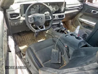 2024 Ford Mustang EcoBoost с VIN 1FA6P8TH8R5121211, выставлен на аукционе Copart как лот 61043315 с пробегом Не указан миль и Списание • Salvage title. История ставок и продаж доступна на DreamBid. Изображение 8.