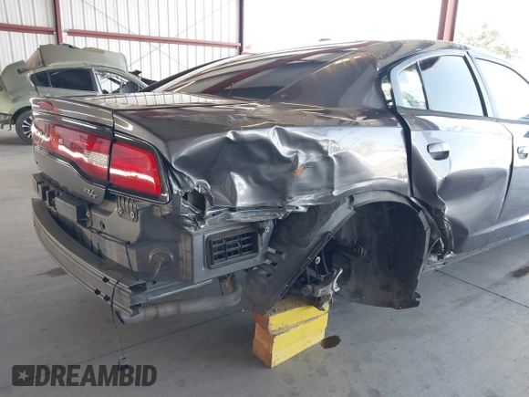 2013 Dodge Charger RT with VIN 2C3CDXCT0DH745384, listed as a IAAI auction lot 42044343 with 147,100 mi miles. Bid and sale history available at carsss.com. Image 6.