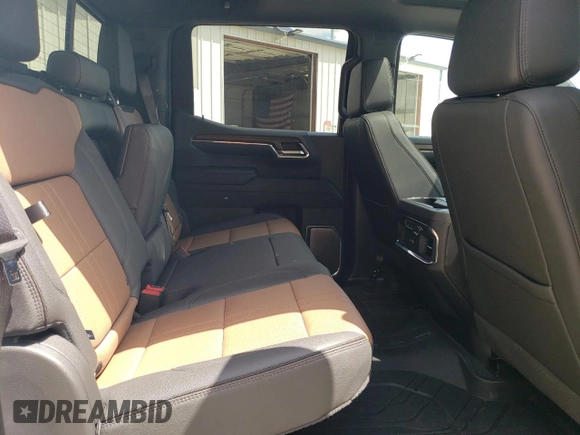 2024 Chevrolet Silverado 1500 High Country with VIN 1GCUDJE88RZ300839, listed as a Copart auction lot 60121904 with 2,069 mi miles and Salvage Title. Bid and sale history available at DreamBid. Image 10.