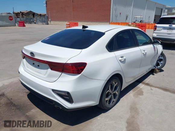 2020 Kia Forte LXS z VIN 3KPF24AD4LE248213, wystawiony jako IAAI lot #42290261 z przebiegiem 21 722 mil mil oraz . Historia ofert i sprzedaży dostępna na DreamBid. Obrazek 4.