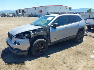 2016 Jeep Cherokee Latitude with VIN 1C4PJMCB3GW191226, listed as a IAAI auction lot 42395834 with 126,317 mi miles and . Bid and sale history available at DreamBid. Image 18.