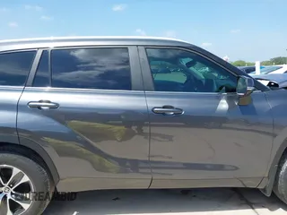 2023 Toyota Highlander L with VIN 5TDKDRAH7PS007332, listed as a IAAI auction lot 42392250 with 51,943 mi miles and . Bid and sale history available at DreamBid. Image 13.