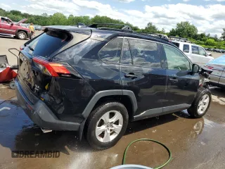 2019 Toyota RAV4 XLE with VIN JTMP1RFV6KJ004571, listed as a Copart auction lot 56397454 with 92,932 mi miles and Non Repairable. Bid and sale history available at carsss.com. Image 3.