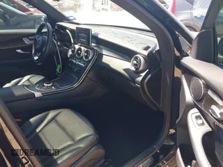 2018 Mercedes-Benz GLC 300 с VIN WDC0G4JB5JV021220, выставлен на аукционе IAAI как лот 42272012 с пробегом 79 692 миль миль и . История ставок и продаж доступна на DreamBid. Изображение 5.