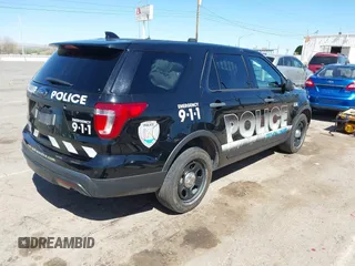 2017 Ford Police Interceptor Utility с VIN 1FM5K8AT0HGD14009, выставлен на аукционе IAAI как лот 42050424 с пробегом 100 050 миль миль и . История ставок и продаж доступна на DreamBid. Изображение 4.