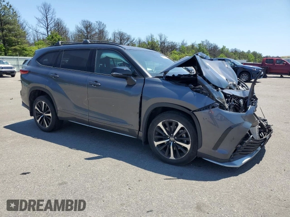 2022 Toyota Highlander XSE with VIN 5TDLZRBH8NS242131, listed as a Copart auction lot 59352015 with 26,232 mi miles and Salvage title. Bid and sale history available at DreamBid. Image 4.