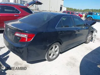 2012 Toyota Camry L with VIN 4T1BF1FK0CU195855, listed as a IAAI auction lot 40636739 with 210,083 mi miles. Bid and sale history available at carsss.com. Image 4.