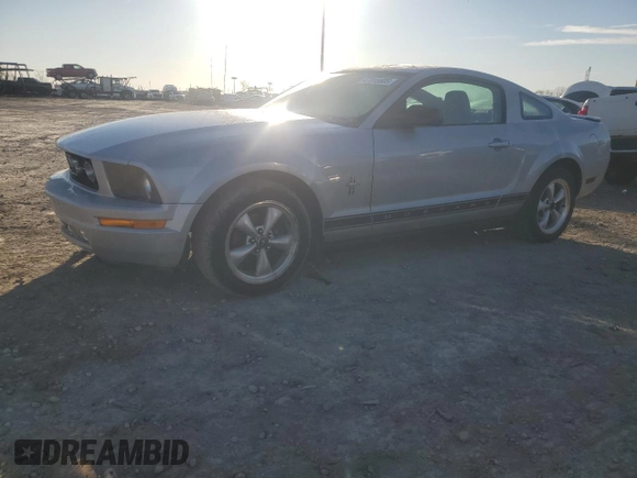 2007 Ford Mustang Deluxe with VIN 1ZVFT80N375334190, listed as a Copart auction lot 47015505 with 5,595 mi miles and Clean Title. Bid and sale history available at carsss.com. Image 1.
