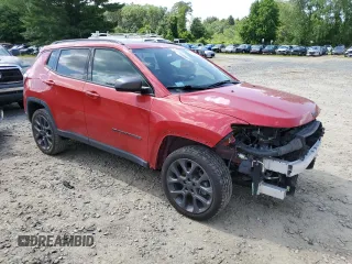 2021 Jeep Compass 80th Anniversary z VIN 3C4NJDEB3MT549544, wystawiony jako Copart lot #62273215 z przebiegiem 35 488 mil mil oraz Szkoda całkowita • Salvage title. Historia ofert i sprzedaży dostępna na DreamBid. Obrazek 4.