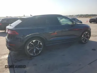 2024 Audi RS Q8 z VIN WU1ARBF17RD005713, wystawiony jako Copart lot #65472944 z przebiegiem 1249 mil mil oraz Szkody całkowita. Historia ofert i sprzedaży dostępna na DreamBid. Obrazek 3.