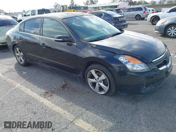 2008 Nissan Altima 3.5 SE with VIN 1N4BL21E58N420928, listed as a IAAI auction lot 41913956 with 192,860 mi miles. Bid and sale history available at carsss.com. Image 1.
