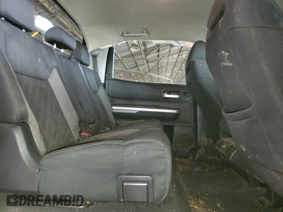 2015 Toyota Tundra SR5 z VIN 5TFDW5F17FX469485, wystawiony jako Copart lot #80274954 z przebiegiem 239 508 mil mil oraz Szkoda całkowita • Salvage title. Historia ofert i sprzedaży dostępna na DreamBid. Obrazek 10.