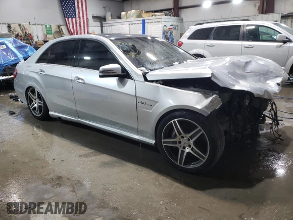 2010 Mercedes-Benz E 63 AMG with VIN WDDHF7HB9AA154773, listed as a Copart auction lot 46449995 with 88,245 mi miles and Salvage title. Bid and sale history available at DreamBid. Image 4.
