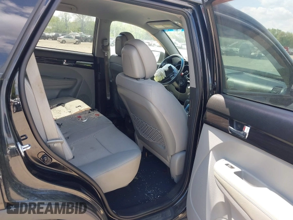 2011 Kia Sorento LX with VIN 5XYKT3A13BG162338, listed as a IAAI auction lot 42180644 with 118,482 mi miles and . Bid and sale history available at carsss.com. Image 8.