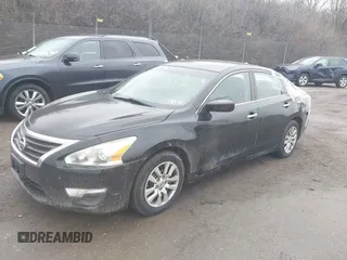 2015 Nissan Altima 2.5 S with VIN 1N4AL3AP5FC230106, listed as a IAAI auction lot 41202892 with 128,919 mi miles. Bid and sale history available at carsss.com. Image 2.