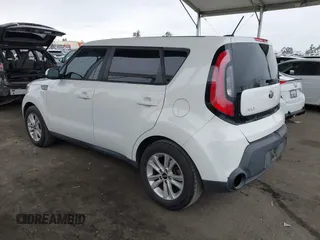 2016 Kia Soul z VIN KNDJN2A22G7318804, wystawiony jako IAAI lot #41860656 z przebiegiem 115 089 mil mil oraz . Historia ofert i sprzedaży dostępna na DreamBid. Obrazek 3.