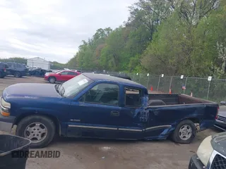 2001 Chevrolet Silverado 1500 LS with VIN 1GCEC19V21E132473, listed as a IAAI auction lot 42074952 with 107,128 mi miles and . Bid and sale history available at DreamBid. Image 14.