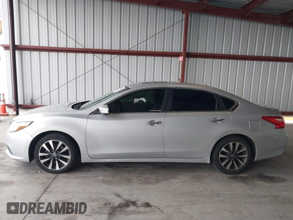 2017 Nissan Altima SV z VIN 1N4AL3AP9HC227681, wystawiony jako IAAI lot #41489297 z przebiegiem 162 459 mil mil oraz . Historia ofert i sprzedaży dostępna na DreamBid. Obrazek 14.