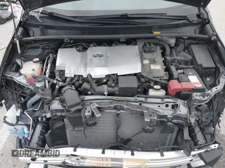 2018 Toyota Prius Two with VIN JTDKARFU7J3553216, listed as a IAAI auction lot 41979005 with 61,818 mi miles. Bid and sale history available at carsss.com. Image 10.