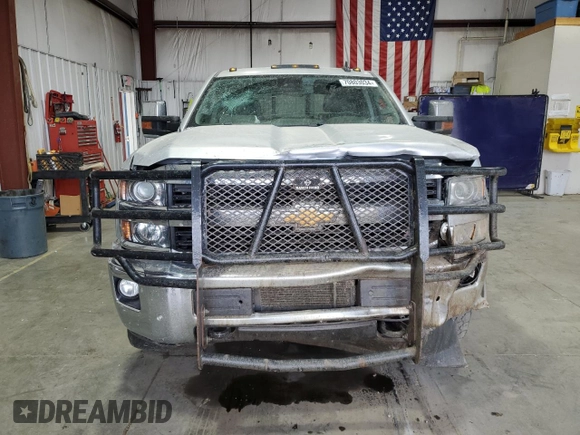 2015 Chevrolet Silverado 3500HD LTZ with VIN 1GC4K0E85FF618155, listed as a Copart auction lot 70803034 with 188,428 mi miles and Salvage Title. Bid and sale history available at carsss.com. Image 5.
