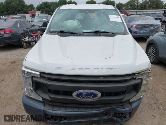 2020 Ford F-250 XL z VIN 1FT7X2A61LED41570, wystawiony jako IAAI lot #42230713 z przebiegiem 67 362 mil mil oraz . Historia ofert i sprzedaży dostępna na DreamBid. Obrazek 13.