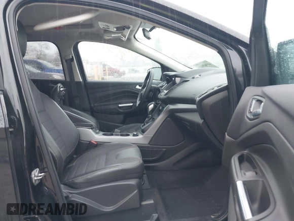 2014 Ford Escape SE z VIN 1FMCU9G94EUD64427, wystawiony jako IAAI lot #41965103 z przebiegiem 66 429 mil mil oraz . Historia ofert i sprzedaży dostępna na DreamBid. Obrazek 5.