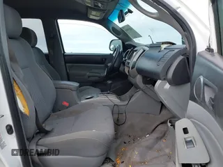 2008 Toyota Tacoma with VIN 5TELU42NX8Z508621, listed as a IAAI auction lot 41839985 with Not provided miles and . Bid and sale history available at DreamBid. Image 5.