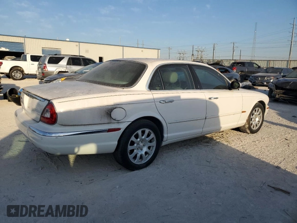 2004 Jaguar XJ with VIN SAJWA71CX4SG21334, listed as a Copart auction lot 70946034 with 0 mi miles and Clean Title. Bid and sale history available at carsss.com. Image 3.