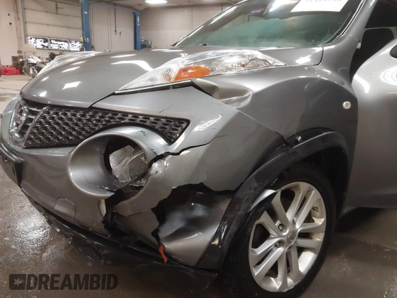 2014 Nissan Juke S with VIN JN8AF5MV4ET480754, listed as a IAAI auction lot 41415793 with 159,902 mi miles. Bid and sale history available at carsss.com. Image 6.