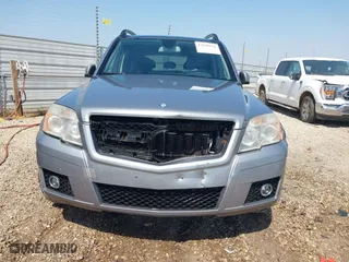 2012 Mercedes-Benz GLK-Class GLK 350 with VIN WDCGG8HB5CF769961, listed as a IAAI auction lot 42040954 with 148,771 mi miles. Bid and sale history available at carsss.com. Image 12.