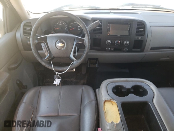 2011 Chevrolet Silverado 1500 Work Truck with VIN 1GCRCPEA2BZ405025, listed as a Copart auction lot 76584324 with 261,393 mi miles and Clean Title. Bid and sale history available at DreamBid. Image 8.