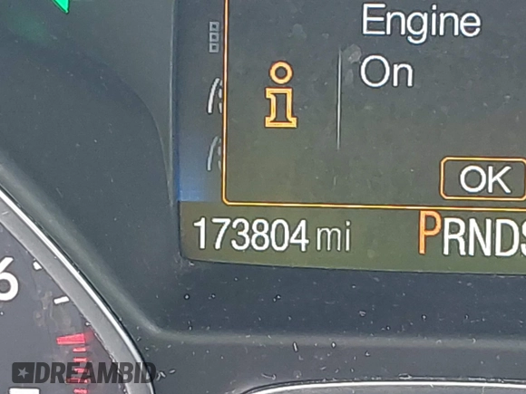 2017 Ford Escape SE z VIN 1FMCU0GD1HUE71410, wystawiony jako IAAI lot #42026516 z przebiegiem 173 804 mil mil oraz . Historia ofert i sprzedaży dostępna na DreamBid. Obrazek 16.