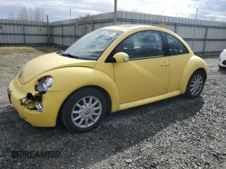 2005 Volkswagen New Beetle Coupe GLS with VIN 3VWCK31C35M412352, listed as a Copart auction lot 50719995 with 110,502 mi miles and Salvage Title. Bid and sale history available at carsss.com. Image 1.