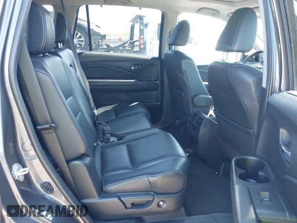 2021 Honda Pilot Special Edition z VIN 5FNYF6H27MB043638, wystawiony jako IAAI lot #42127878 z przebiegiem 50 401 mil mil oraz . Historia ofert i sprzedaży dostępna na DreamBid. Obrazek 8.