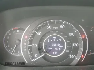 2014 Honda CR-V LX z VIN 2HKRM3H3XEH560890, wystawiony jako Copart lot #57488915 z przebiegiem 236 101 mil mil oraz Szkoda całkowita • Salvage title. Historia ofert i sprzedaży dostępna na DreamBid. Obrazek 9.