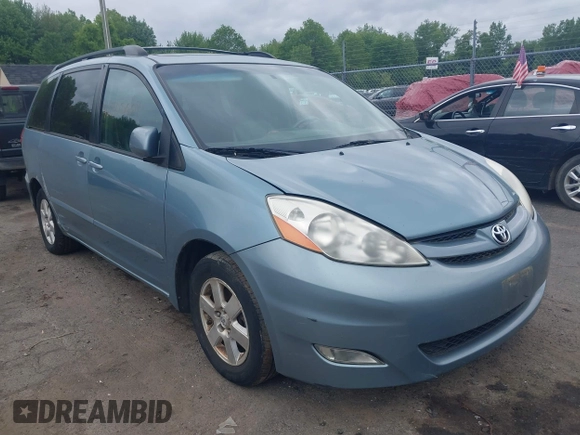 2008 Toyota Sienna XLE z VIN 5TDZK22C38S117648, wystawiony jako IAAI lot #42305609 z przebiegiem 231 156 mil mil oraz . Historia ofert i sprzedaży dostępna na DreamBid. Obrazek 1.