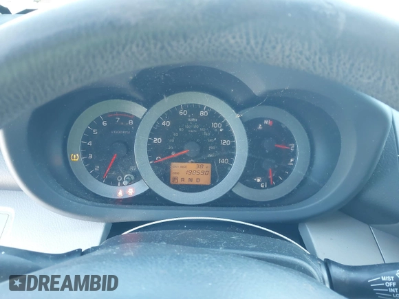 2006 Toyota RAV4 with VIN JTMZD33V065016103, listed as a IAAI auction lot 41619545 with 198,590 mi miles. Bid and sale history available at carsss.com. Image 7.