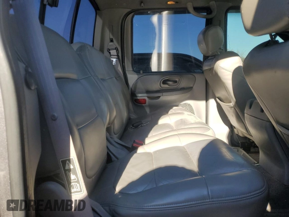 2002 Ford F-150 XLT with VIN 1FTRW08L62KB73629, listed as a Copart auction lot 83571304 with 201,816 mi miles and Salvage Title. Bid and sale history available at carsss.com. Image 10.