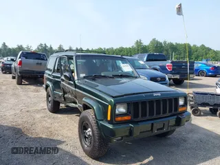 1998 Jeep Cherokee Limited с VIN 1J4FJ78SXWL180952, выставлен на аукционе IAAI как лот 42479652 с пробегом 126 384 миль миль и . История ставок и продаж доступна на DreamBid. Изображение 1.