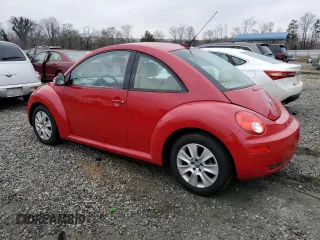 2009 Volkswagen New Beetle Coupe S with VIN 3VWPW31C79M502390, listed as a Copart auction lot 42453195 with 57,140 mi miles and Salvage Title. Bid and sale history available at carsss.com. Image 2.