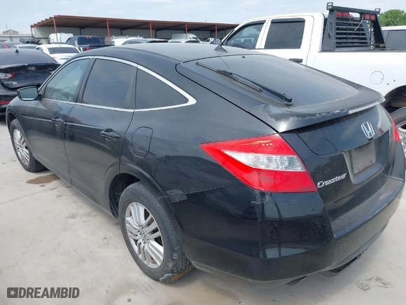 2012 Honda Crosstour EX-L with VIN 5J6TF3H50CL000512, listed as a IAAI auction lot 41986144 with 230,932 mi miles. Bid and sale history available at carsss.com. Image 3.